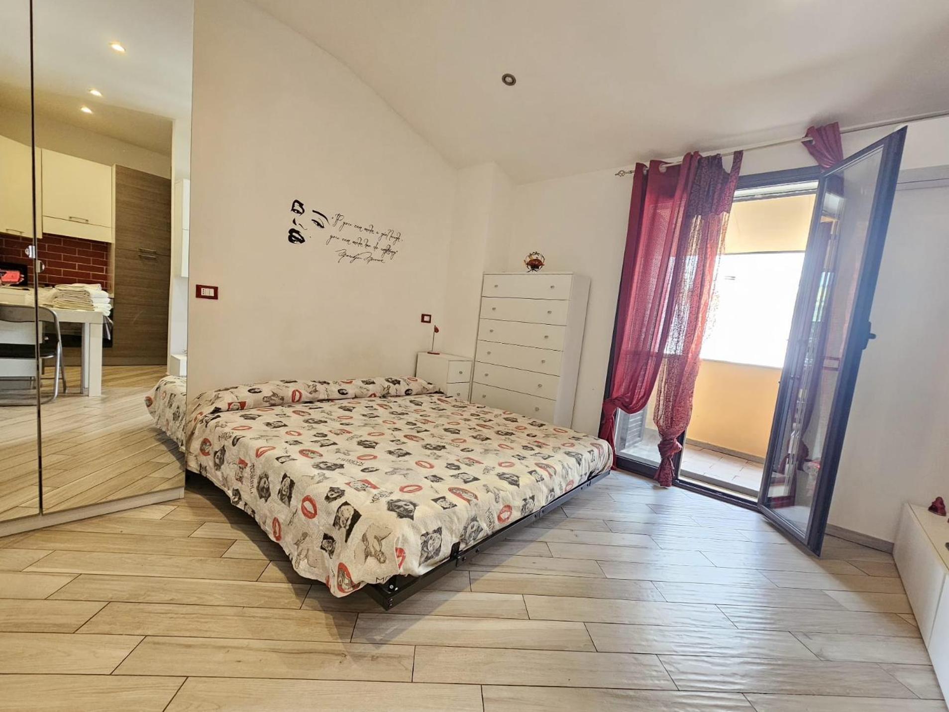Romantico Monolocale Veranda Privata Vista Mare Реджо-ди-Калабрия Экстерьер фото